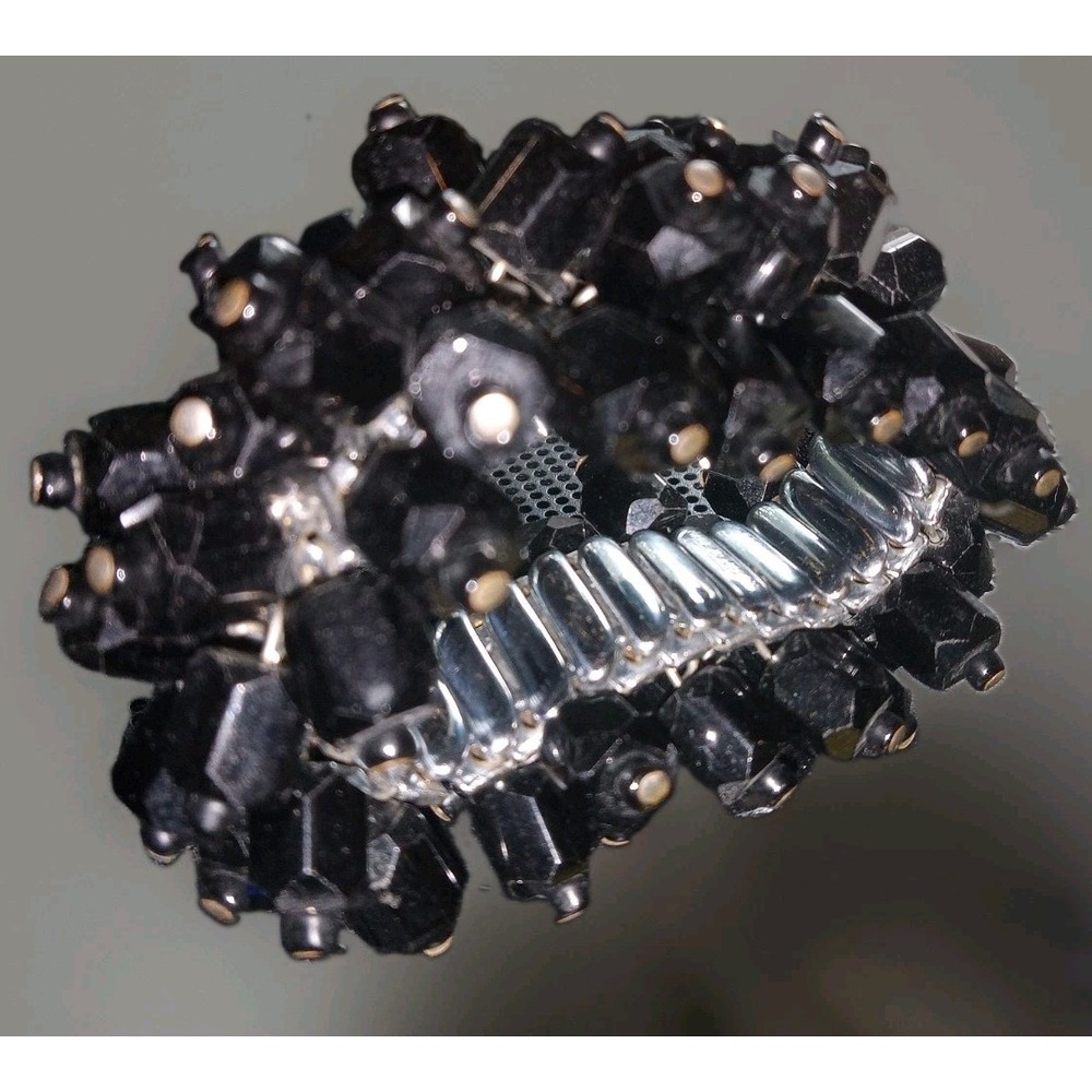 Vintage Cha Cha Expansion Bracelet Grandmacore Granny Black Stretch Cluster Chic
